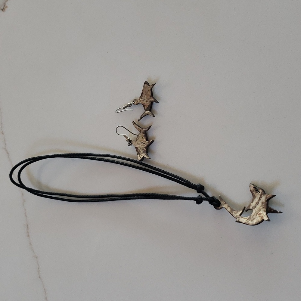 5. Wood Shark Earrings and Necklace - Picture 8 of 9
